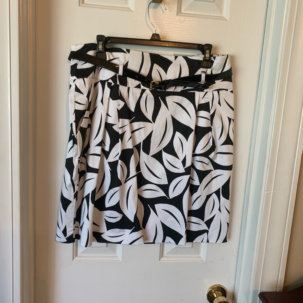 Black and white  pencil skirt size 12
